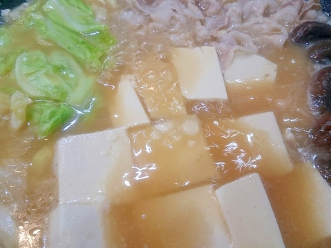 市販のつゆで簡単 とんこつ醤油鍋 レシピ 作り方 By さ恵 楽天レシピ 市販のつゆで簡単 とんこつ醤油鍋 レシピ 作り方 By さ恵 楽天レシピ